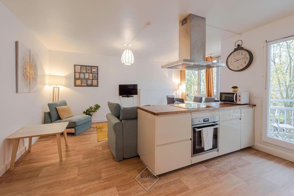 Appartement Proche De Disneyland Bmyguest تورسي المظهر الخارجي الصورة